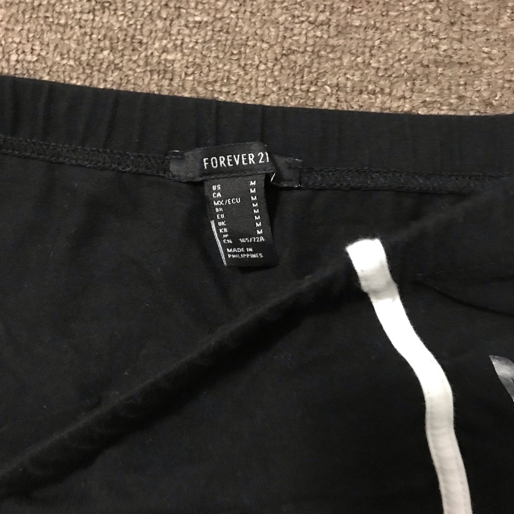 Mini skirt - Picture 2 of 5